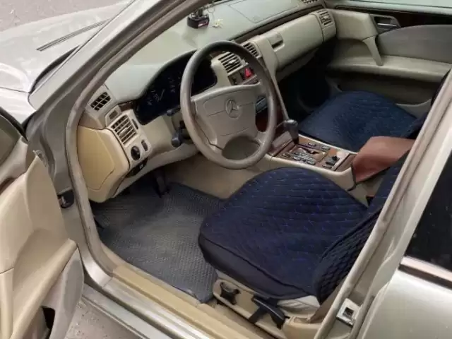 Mercedes-Benz E class, 1999 1, avtobaza.tj