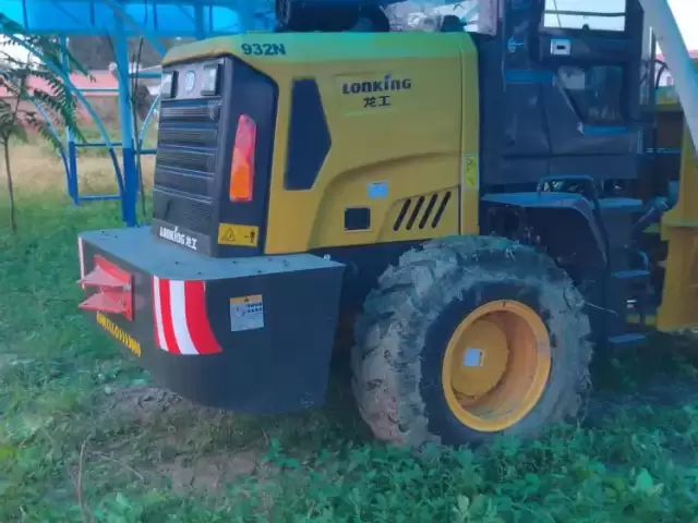 Погрузчик, 2024 1, avtobaza.tj