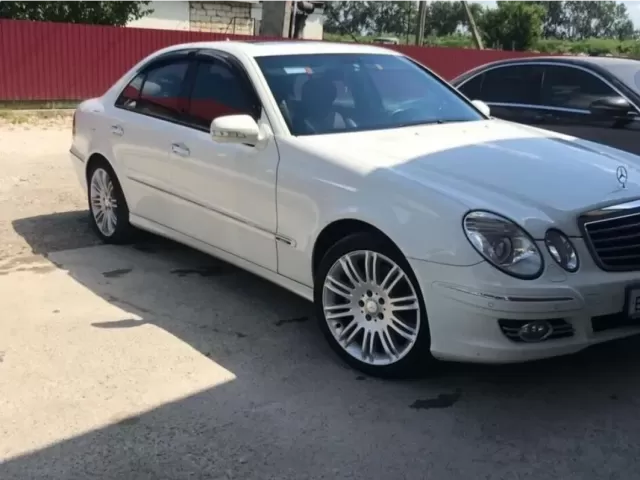 Mercedes-Benz E class 1, avtobaza.tj