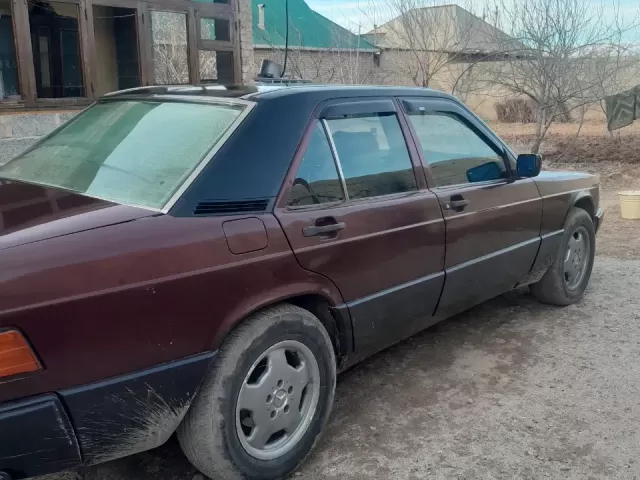 Mercedes-Benz W201, 1991 1, avtobaza.tj
