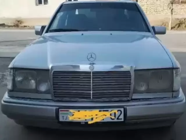 Mercedes-Benz W124, 1993 1, avtobaza.tj