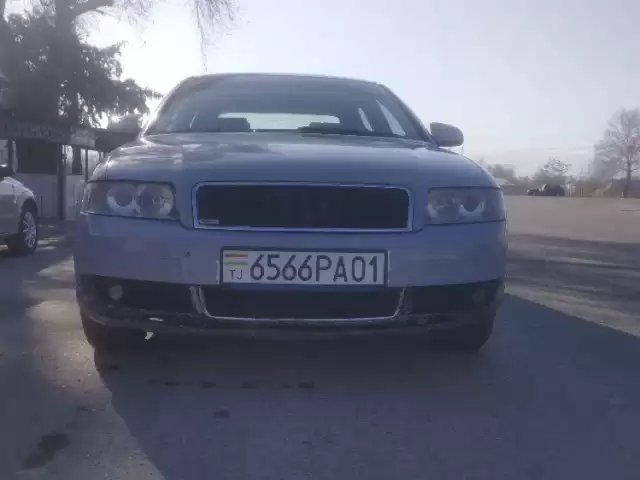 Audi A4, 2001 1, avtobaza.tj