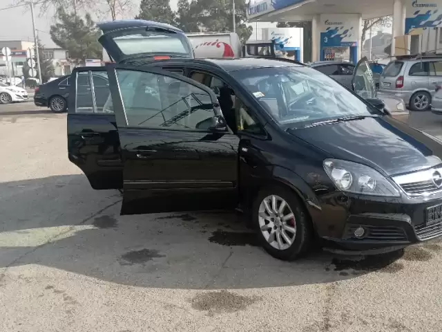 Opel Zafira, 2009 1, avtobaza.tj