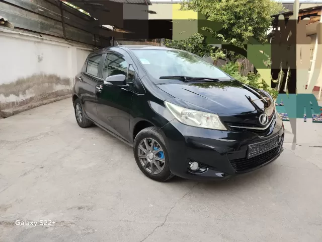 Toyota Vitz, 2011 1, avtobaza.tj