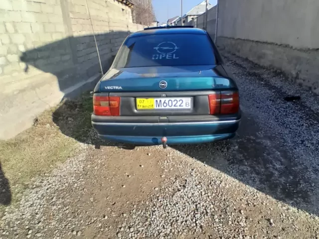 Opel Vectra A 1, avtobaza.tj