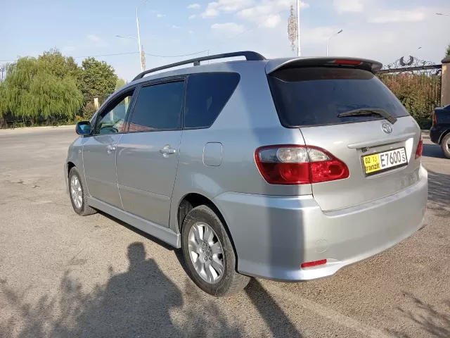 Toyota Ipsun 1, avtobaza.tj