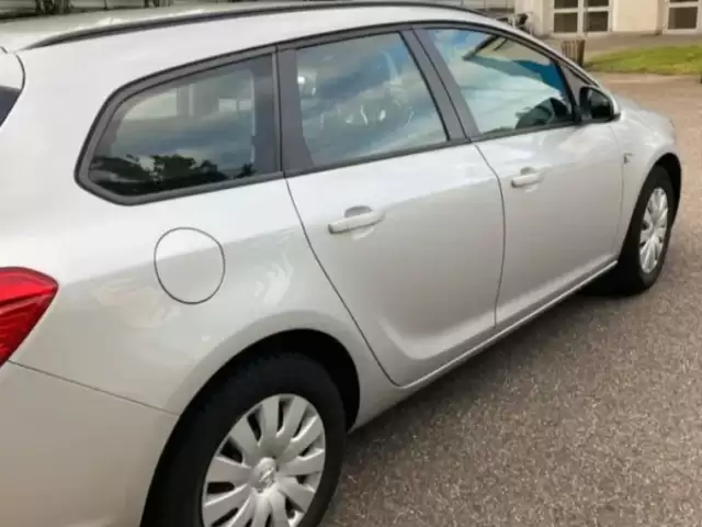 Opel Astra J, 2016 1, avtobaza.tj