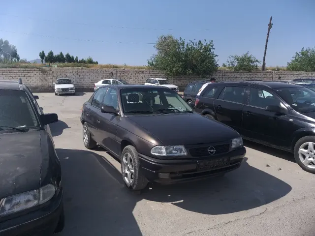 Opel Astra F 1, avtobaza.tj