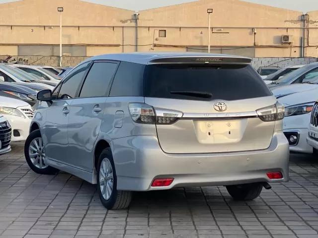 Toyota Wish, 2014 1, avtobaza.tj