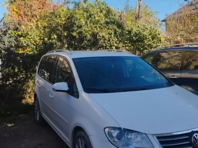 Volkswagen Touran 1, avtobaza.tj