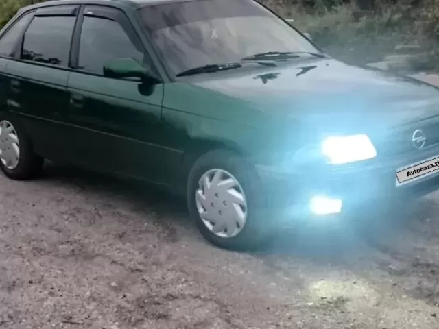 Opel Astra F 1, avtobaza.tj