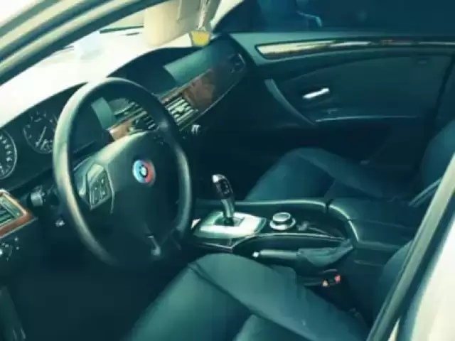 BMW 5 Series 528, 2008 1, avtobaza.tj