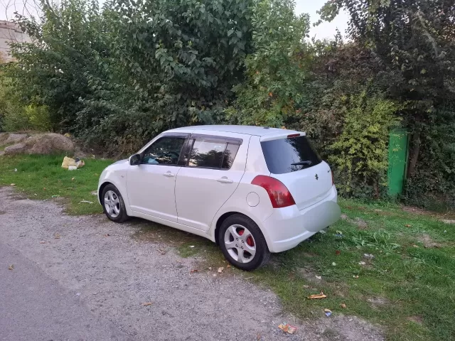 Suzuki Swift 1, avtobaza.tj