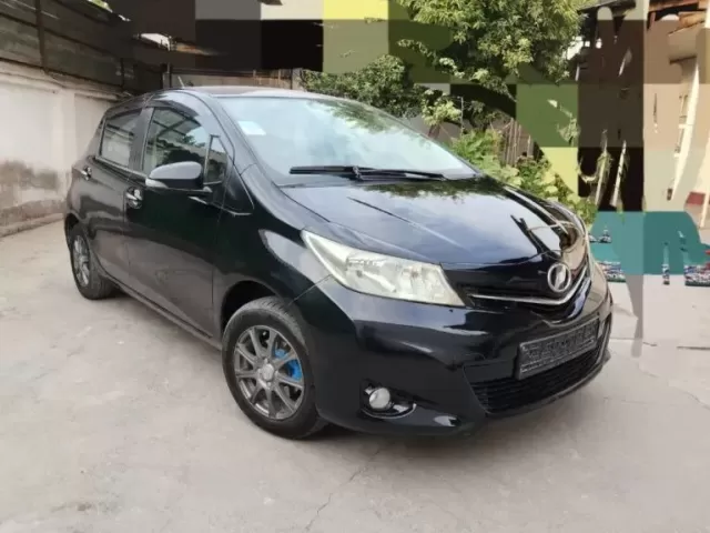 Toyota Vitz, 2011 1, avtobaza.tj
