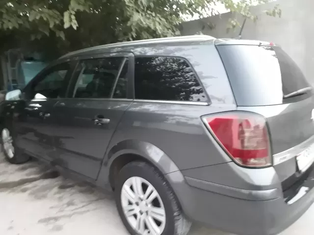 Opel Astra H, 2009 1, avtobaza.tj