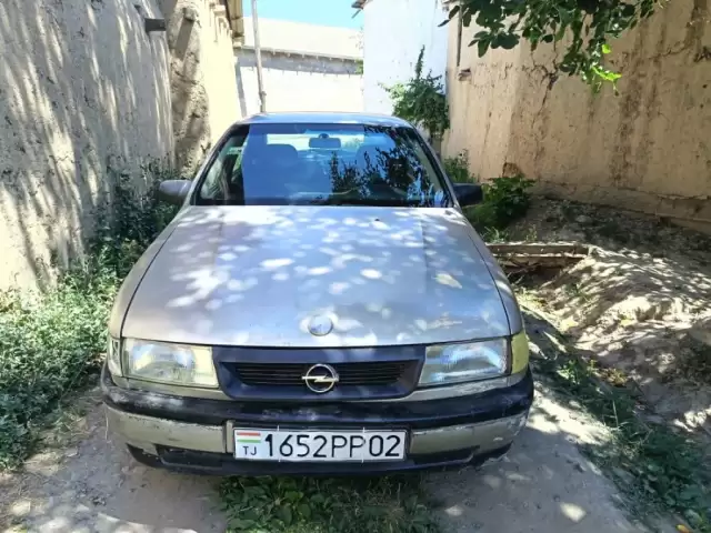 Opel Vectra A, 1991 1, avtobaza.tj Opel Vectra A, 1991 1, avtobaza.tj