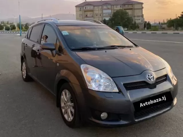 Toyota Verso 1, avtobaza.tj