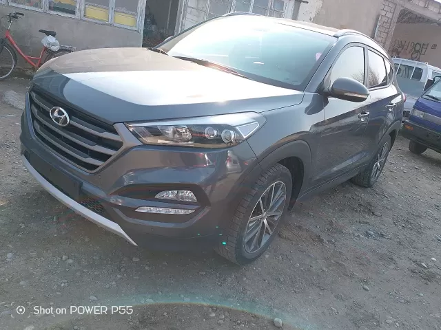 Hyundai Tucson, 2015 1, avtobaza.tj