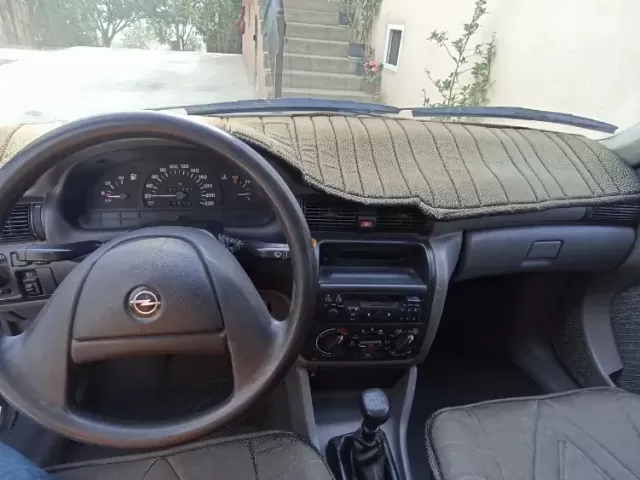 Opel Astra F 1, avtobaza.tj