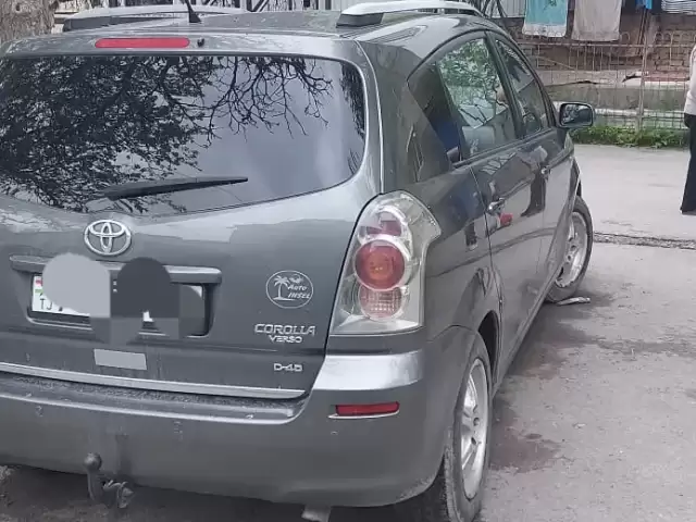 Toyota Corola Verso, 2006 1, avtobaza.tj