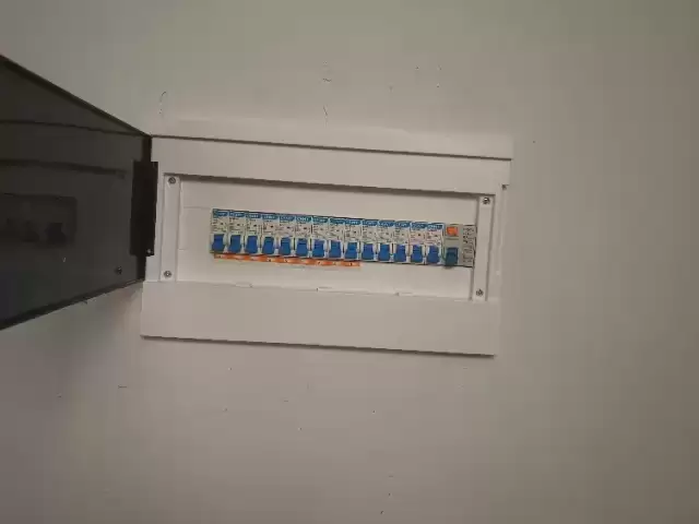 Услуги Электромонтажник 1, farmo.tj