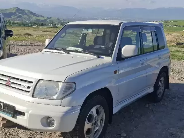 Mitsubishi Pajero IO, 2004 1, avtobaza.tj