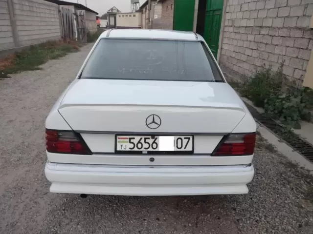 Mercedes-Benz E class 1, avtobaza.tj