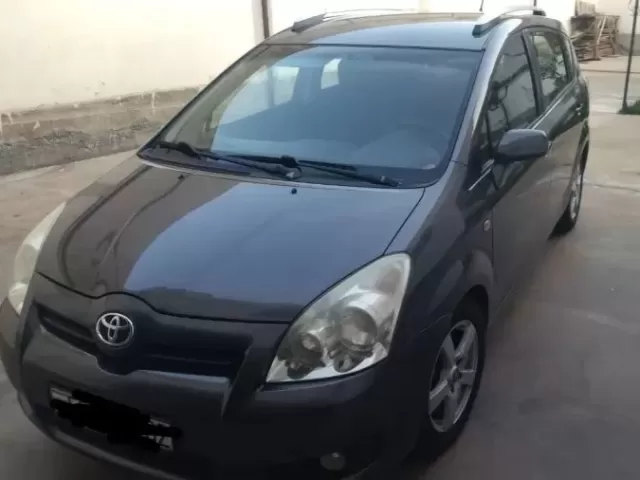 Toyota Corola Verso 1, avtobaza.tj