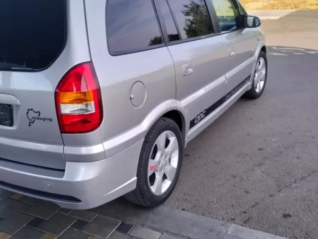 Opel Zafira 1, avtobaza.tj