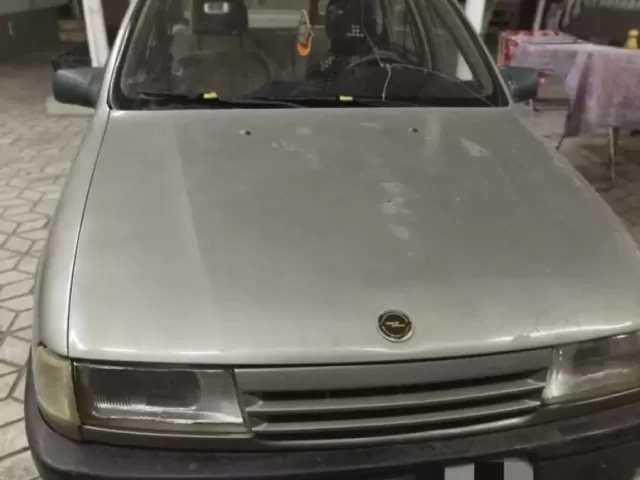 Opel Vectra A, 1991 1, avtobaza.tj