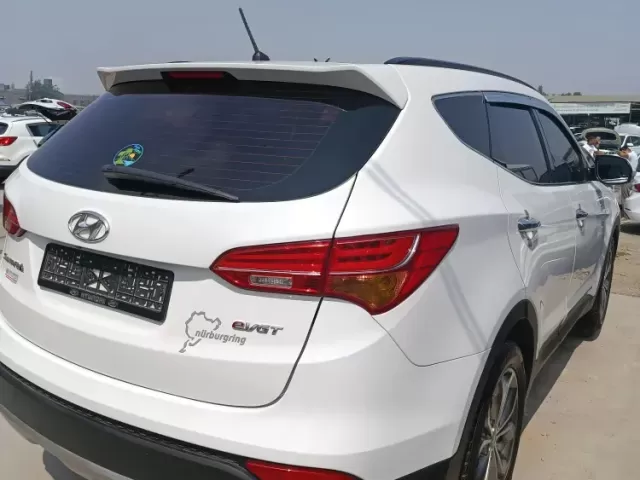 Hyundai Santa Fe, 2015 1, avtobaza.tj