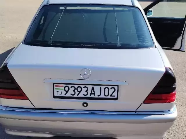 Mercedes-Benz C class, 1993 1, avtobaza.tj Mercedes-Benz C class, 1993 1, avtobaza.tj