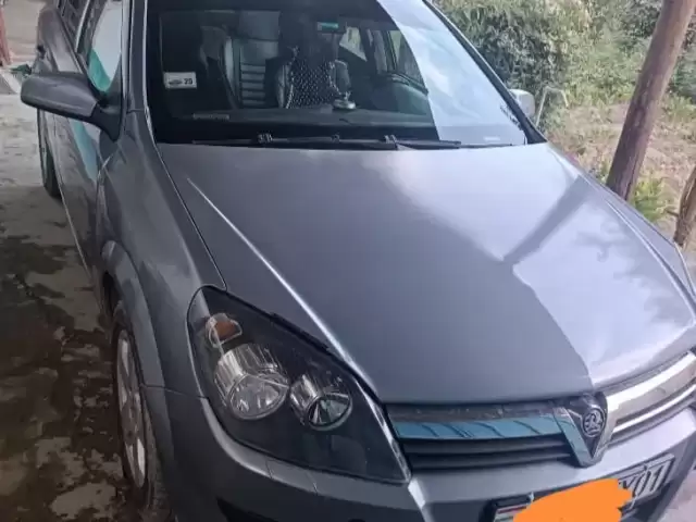 Opel Astra H, 2004 1, avtobaza.tj
