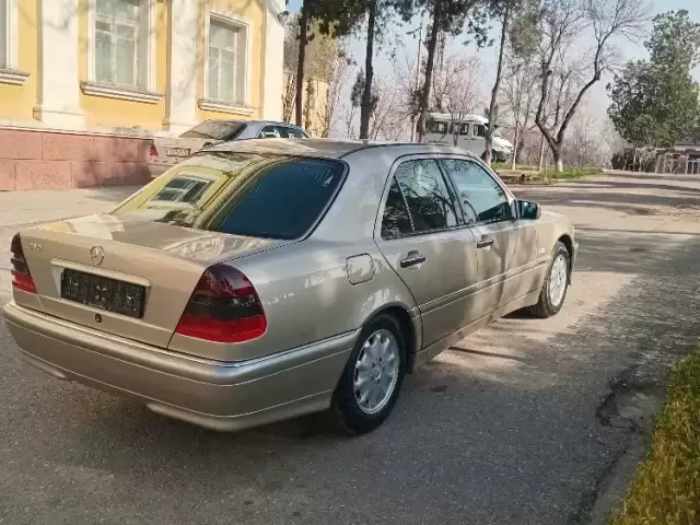 Mercedes-Benz C class, 2000 1, avtobaza.tj