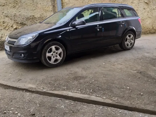 Opel Astra H 1, avtobaza.tj