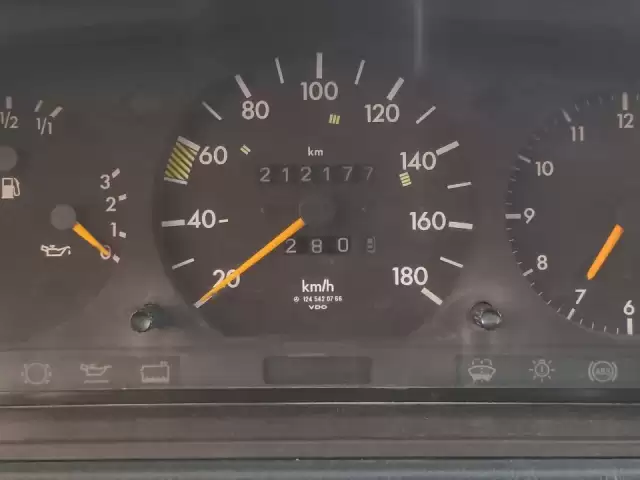 Mercedes-Benz W124, 1991 1, avtobaza.tj Mercedes-Benz W124, 1991 1, avtobaza.tj