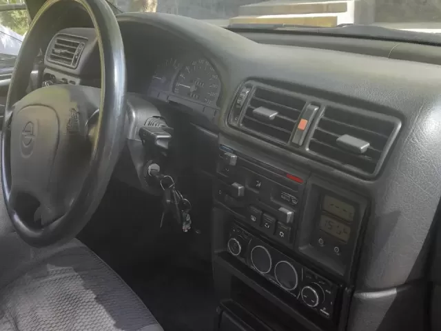 Opel Vectra A, 1995 1, avtobaza.tj