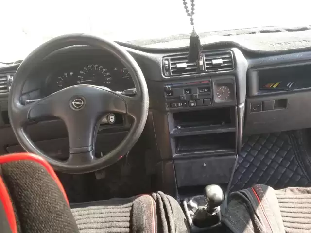 Opel Vectra A, 1993 1, avtobaza.tj