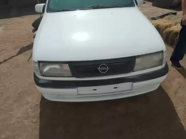 Opel Vectra A, 1992 1, avtobaza.tj