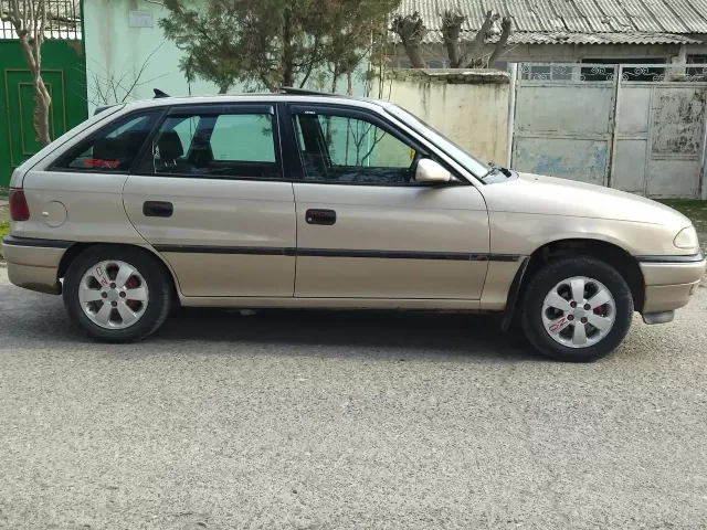 Opel Astra F 1, avtobaza.tj