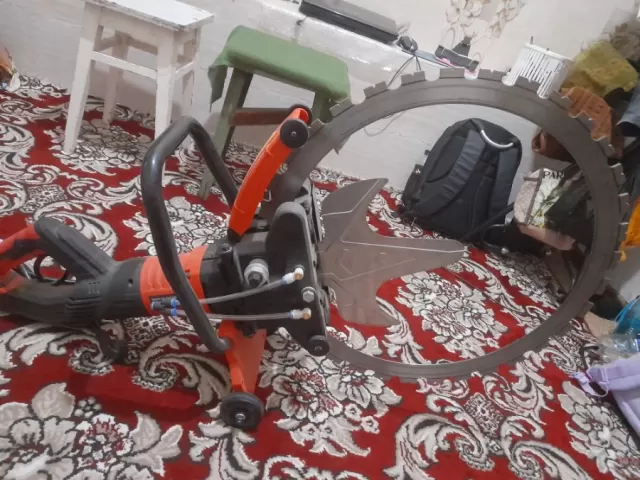 Услуги отбойный молоток, апппарат крот 1, farmo.tj