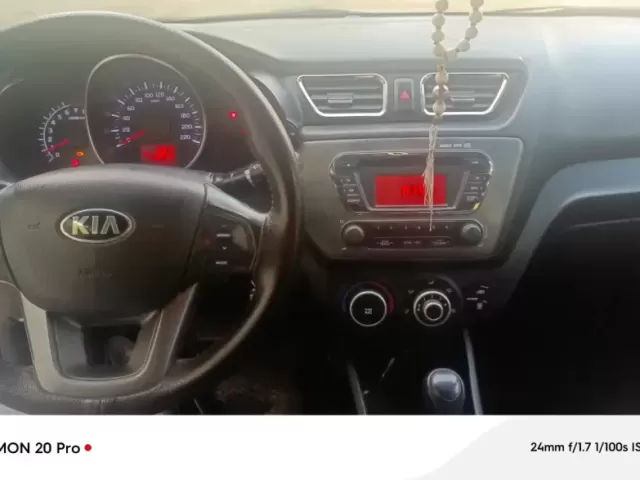 Kia Rio 1, avtobaza.tj