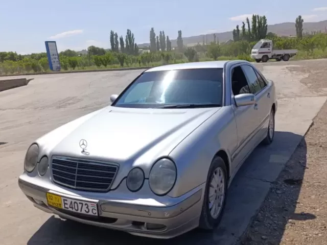 Mercedes-Benz E class 1, avtobaza.tj