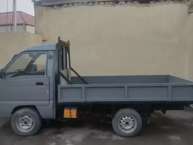 Комерческий автомобиль, 2006 1, avtobaza.tj
