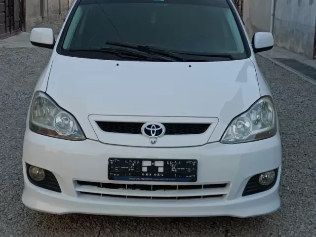 Toyota Ipsun 1, avtobaza.tj