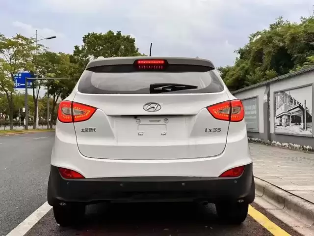 Hyundai Tucson, 2015 1, avtobaza.tj