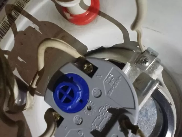 Услуги сантехника и электрики 1, farmo.tj