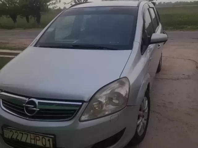 Opel Zafira, 2009 1, avtobaza.tj