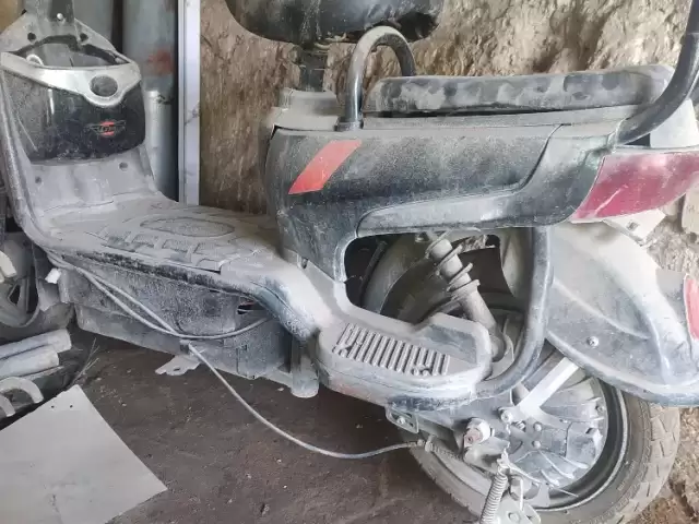 Скутер На запчаст, 2023 1, avtobaza.tj