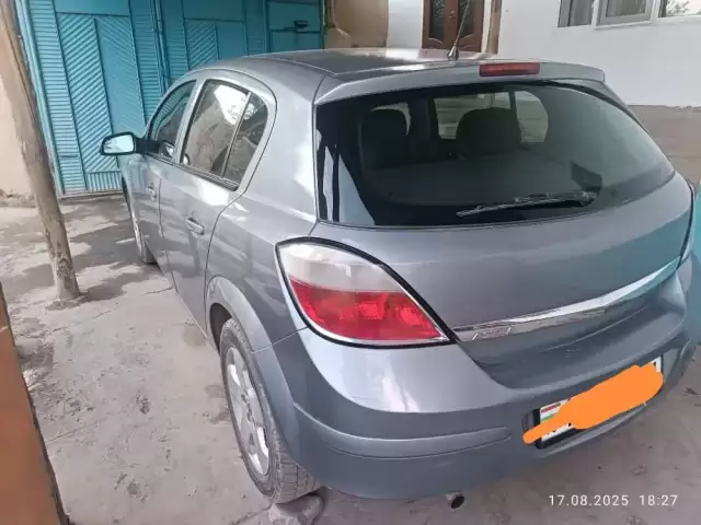 Opel Astra H, 2004 1, avtobaza.tj